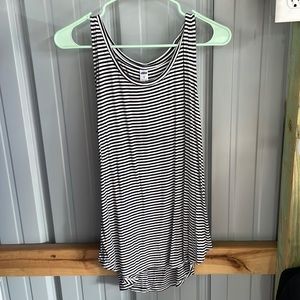 Old navy tank, medium